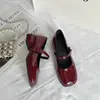 Sapatos Mary Jane de Salto Grosso Estilo Francês Simples Boca Rasa Femininos 2024 Novidades Outono Explosões Sapatos de Salto Baixo