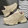 Sapatos Casuais Esportivos Masculinos de Malha Respirável Verão Novo Estilo Moda Versátil Sapatos de Solado Plano Versátil Tendência Sapatos de Pai
