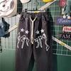 Jeans Masculino Tendência Estilo Hong Kong Primavera e Outono Novo Personalizado com Letras Hip-Hop Ins Moda High Street Tendência Cool Calças Compridas Exportação