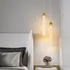 Lámpara de mesita de noche para dormitorio, candelabro pequeño moderno, simple, de lujo ligero, lámpara de cristal, barra, pared de fondo de TV, candelabro colgante de línea larga