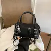 Bolsa de Ombro e Transversal Feminina 2026 Outono Nova Simples Versátil Texturizada para o Dia a Dia, Estilo Coreano de Nicho, Luxo Leve, Transfronteiriça