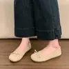 Sapatilhas Retrô Estilo Francês com Laço para Mulheres, Novos Sapatos Rasos para Primavera e Outono 2025 para Combinar com Saias, Sapatos de Vovó