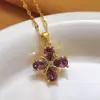 Colar de Aço Titânio Versátil e da Moda, Não Desbota, Banhado a Ouro 18K, Zircônia Microcravejada, Trevo de Quatro Folhas, Corrente de Clavícula Roxa de Luxo Leve para Mulheres