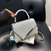 Bolsa Feminina Quadrada Pequena Patchwork Cor Sólida Moda Francesa 2026 Nova Simples Tendência para Trabalho na Axila Transversal de Mão