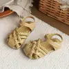 Linda Banda para la Cabeza Zapatos para Niños 2026 Verano Sandalias Tejidas para Niños Sandalias de Niña Estilo Nuevo Suela Suave Antideslizantes Zapatos de Princesa