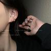 Aretes Minimalistas Compactos de Personalidad Versátil para Mujer Ins Aretes de Diseño Nicho 2025 Nuevos Aros de Moda