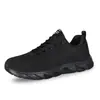 2025 Zapatos Nuevos Deportivos Casuales de Verano para Hombre Transpirables Huecos Cómodos de Malla Tejido Volador Zapatos para Correr Zapatos de Viaje para Hombre