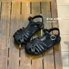 Sandalias de Verano 2026 Estilo Nuevo Estilo Coreano Niños Corte Calado Tejidas Forma de T Suela Suave Puntera Protectora Sandalias para Niñas