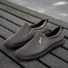 Botas de Chuva Masculinas Agrícolas Cano Baixo Sapatos Impermeáveis Cozinha Antiderrapante Resistente ao Desgaste Canteiro de Obras Sapatos de Borracha Botas de Chuva Femininas de Veludo com Sola Macia