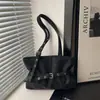 Bolso de Hombro de Alta Gama para Viajes Transfronterizos Otoño e Invierno 2025 Nuevo Bolso de Mano de Gran Capacidad de Nicho Bolso de Hombro a la Moda