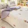 Capa de cama dupla camada de gaze estampada com padrão de nuvem de desenho animado, adequada para todas as estações, lençol acolchoado espesso, tapete de tatami antiderrapante, conjunto de três peças