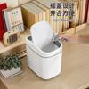Lata de lixo com tampa giratória de plástico de mesa pequena mini lata de lixo criativa estilo europeu cesta de papel para sala de estar com tampa