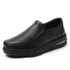 Sapatos de Enfermagem com Amortecimento a Ar de Novo Estilo para Homens, Outono e Inverno, com Lã Adicionada, Espessados, Antiderrapantes, Respiráveis, Sola Macia, Sapatos de Trabalho Médicos de Algodão Pretos, em Estoque