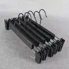 Percha de plástico mate para pantalones, percha sin marcas para tienda de ropa, hogar, adulto, percha mate colorida, pinza retráctil para pantalones
