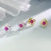 Brincos de Prata Esterlina S925 com um Design de Cruz de Luxo Leve, Estilo Vintage Francês, Cravejados com Zircônia Vermelha, Joias Únicas e Elegantes