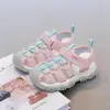Sandálias Esportivas Fechadas para Meninas 2026 Verão Novo Malha Respirável Bolinhas Antiderrapante Sapatos para Outdoor Praia para Crianças Maiores