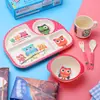 Juego de Vajilla de Fibra de Bambú de Cinco Piezas con Plato de Cuatro Compartimentos, Tazón de Dibujos Animados Lindo de Regalo, Taza, Cuchara, Tenedor Vajilla, Venta al por Mayor de Exportación