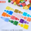 Materiales para manualidades de mosaico: piezas sueltas de acrílico, pétalos coloridos de forma irregular, partículas sueltas