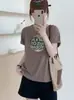 Venta Directa desde la Tienda de las Trece Líneas: Camiseta de Algodón con Estampado de Copos de Nieve, Manga Corta, Cuello Redondo, Adelgazante, Versátil, Bestseller de Verano en Tiendas Físicas