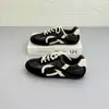 Aquí están~ Zapatillas de entrenamiento alemanas de estilo retro con bloques de color para mujer, nueva colección de otoño, con cuero ultrasuave, cordones y un diseño atlético casual, plano y cómodo
