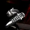 Acero guerrero animal zodiaco joyería al por mayor acero inoxidable hombres doble Tigre anillo de dedo personalizado popular anillo