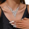 Suministro transfronterizo, comercio exterior, gran venta, cadena de garra, imitación de perla, collar de diamantes de imitación, pendientes, traje, vestido, joyería, collar de banquete