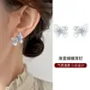 Brincos Borboleta Azul Degradê Agulha de Prata S925 para Mulheres 2026 Estilo Novo de Primavera Brincos Flor Elegantes Brincos de Design Exclusivo