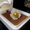 Anel Aberto de Pérola com Flor de Zircônia, Fashion, Simples, Luxo Leve, Sensação de Alto Padrão, Anel para Dedo Indicador, Versátil para Uso Diário e Deslocamento