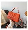 Bolsa Feminina 2023 Nova Textura Alta Textura Crocodilo Padrão Bagel Bolsa Pequena Moda All-match Bolsa Ombro Axila