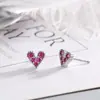 Pendiente de amor rojo con diamantes de Corea del Sur, temperamento femenino, mini pendiente en forma de corazón, pequeño hueso de oreja, uña, personalizado, creativo, dulce, joyería para las orejas