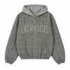 Moletom com capuz vermelho estampado personalizado para homens, modelagem solta, oversized e espesso para homens, moletom de Natal com desenho temático do espaço para homens