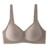Fabricante de Lingerie Feminina, Sutiã de Dormir com Bojo Fixo Sem Aro, Liso e Sem Costura, Sutiã Push-Up para Seios Pequenos, Atacado para Mulheres