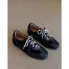 Primavera/Verano 2026 Zapatos de Entrenamiento Alemanes Retro Negros con Cordones Zapatillas Casuales para Mujer que Aumentan la Altura Zapatos Deportivos Versátiles Tendencia