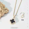Colar para Mulheres Não Desbota Verão Pequeno e Fofo Temperamento Colar de Aço Titânio Versátil Joia de Alto Padrão Corrente Simples para Clavícula