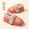 Pantufas de pelúcia com trama waffle, totalmente fechadas em algodão, nova coleção outono/inverno 2026, espessadas para aquecimento, adequadas para uso doméstico, unissex e com solas antiderrapantes