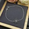 Pulsera Tb Pétalo para Mujer, Diseño de Nicho, Pulsera de Lujo de Gama Alta, Pulsera Transfronteriza de Comercio Electrónico Europea y Americana, Venta Directa de Fábrica