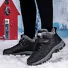 2026 Pantufas de Inverno Sapatos de Algodão Masculino para Exterior Masculino Temporada Botas de Neve de Cano Alto Sapatos para Caminhada de Idosos Feminino Mãe Veludo Plus
