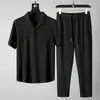 Traje Deportivo Casual Plegado de Lujo Ligero para Hombre Primavera y Verano, Ligero, Transpirable, Moderno, de Manga Corta, Pantalón Largo, Conjunto de Dos Piezas