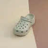 Zuecos de Nube para Mujer Verano 2026 Nuevo Estilo Sandalias de Exterior Suela Gruesa Antideslizantes Ins Tendencia Celebridad de Internet Chanclas de Playa