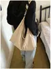 Nova coleção Primavera/Verão 2026: Bolsa transversal de grande capacidade para mulheres, com design de luxo leve, moderno, minimalista e retrô, adequada para o dia a dia.