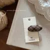 Presilha de Cabelo de Pato com Tecido Xadrez Texturizado Estilo Ins Coreano 2026, Acessório de Cabelo da Moda e Simples para Franja Lateral