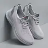 Nuevos Zapatos Casuales de Malla Hueca Transpirable para Hombre Primavera y Verano 2026 Zapatos de Malla Zapatos de Tela Zapatos Deportivos de Suela Blanda Zapatos para Correr Individuales
