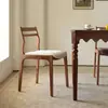 Cadeira de jantar de madeira maciça com vento de segunda mão para uso doméstico pequeno apartamento cadeira de encosto de sala de jantar de madeira maciça B&B cadeira de tecido retrô francesa
