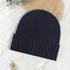 Novo Chapéu de Lã Tricotado à Prova de Vento e Quente para Outono e Inverno, Estilo Clássico, Pequeno Chapéu de Lã com Aba Facial, Personalizável com Logo, para Uso Outdoor Transfronteiriço