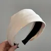 Faixa de Cabeça de Tricô Macio de Veludo para Outono e Inverno com Aba Larga para Mulheres com Volume Craniano Elevado, Design de Nicho, Acessório de Cabelo com Toque de Luxo