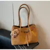 Bolsa de mano retro transfronteriza, bolso de hombro para mujer de gran capacidad, nuevo bolso de hombro simple de moda para el otoño de 2026