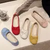 Novos Mocassins de Solado Macio para Primavera e Outono com Laço Estilo Francês, Sapatos de Boca Rasa para Mulheres, Adequados para Combinar com Saias, Sapatos Planos Estilo Fada 2026
