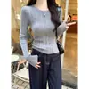 Camiseta Base de Manga Larga Ajustada de Cuello Redondo Estilo Coreano Chica Picante Otoño e Invierno Top Corto de Punto Color Sólido Estilo Hong Kong para Mujer