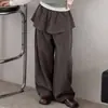 Nova coleção de outono de roupas para meninas: conjunto estiloso e da moda de três peças incluindo um top tipo camisola, saia e calça para meninas