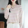 Nuevo Top Base de Punto de Algodón Puro con Cuello en V de Manga Larga para Mujer, Bloques de Color Rayado, Corte Holgado, Otoño/Invierno 2026